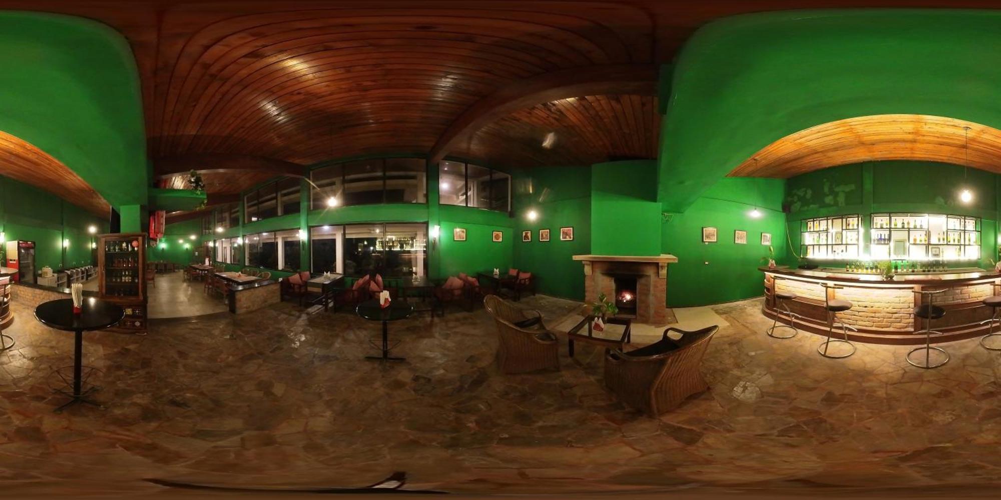 ホテル Landmark Woods Kāziranga エクステリア 写真